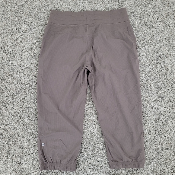 Lululemon Studio Crop II Unlined - Picture 4 of 7